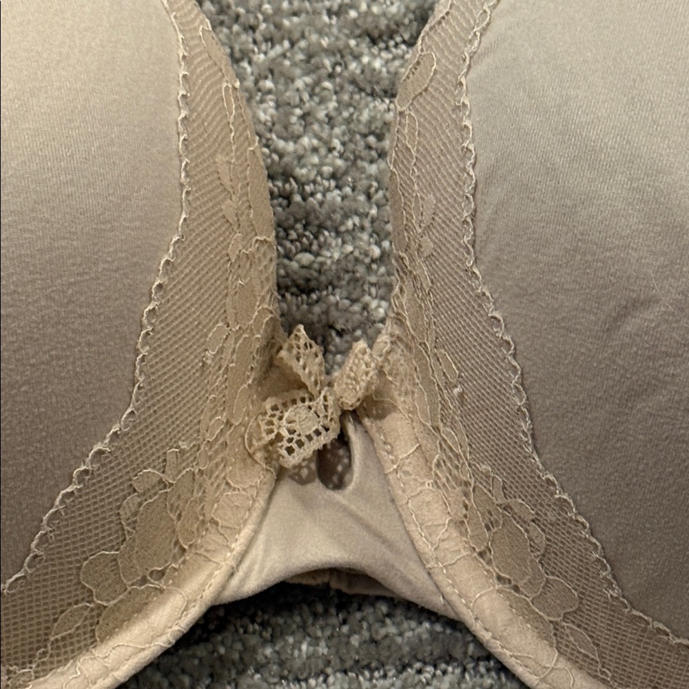 Victoria's Secret Body by Victoria Perfect Shape Beige Bra Size 38DD - Picture 4 of 7